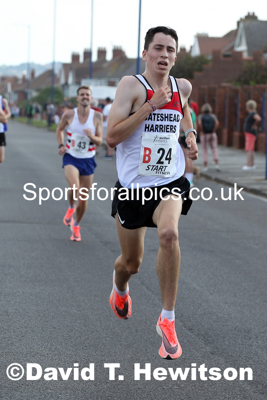 Senior mens 6 stage relay, 2021 Northern 6 and 4 Stage and Young Athletes Road Relays, Redcar. Photo: David T. Hewitson/Sports for All Pics